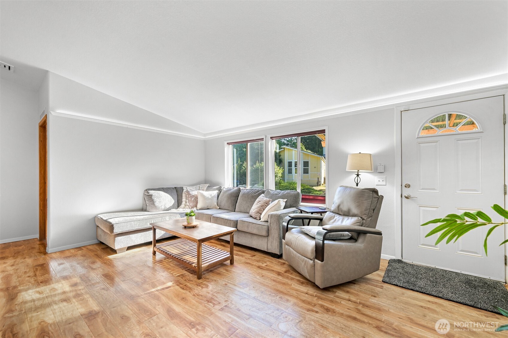 2174 Yew Street Road Unit: 22