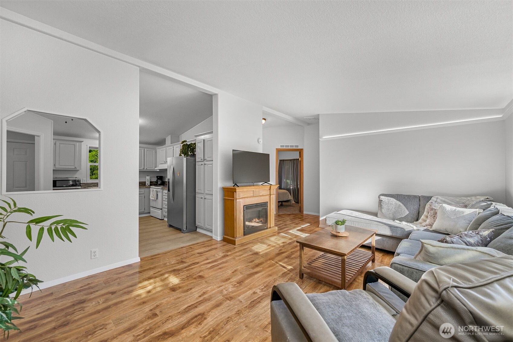 2174 Yew Street Road Unit: 22