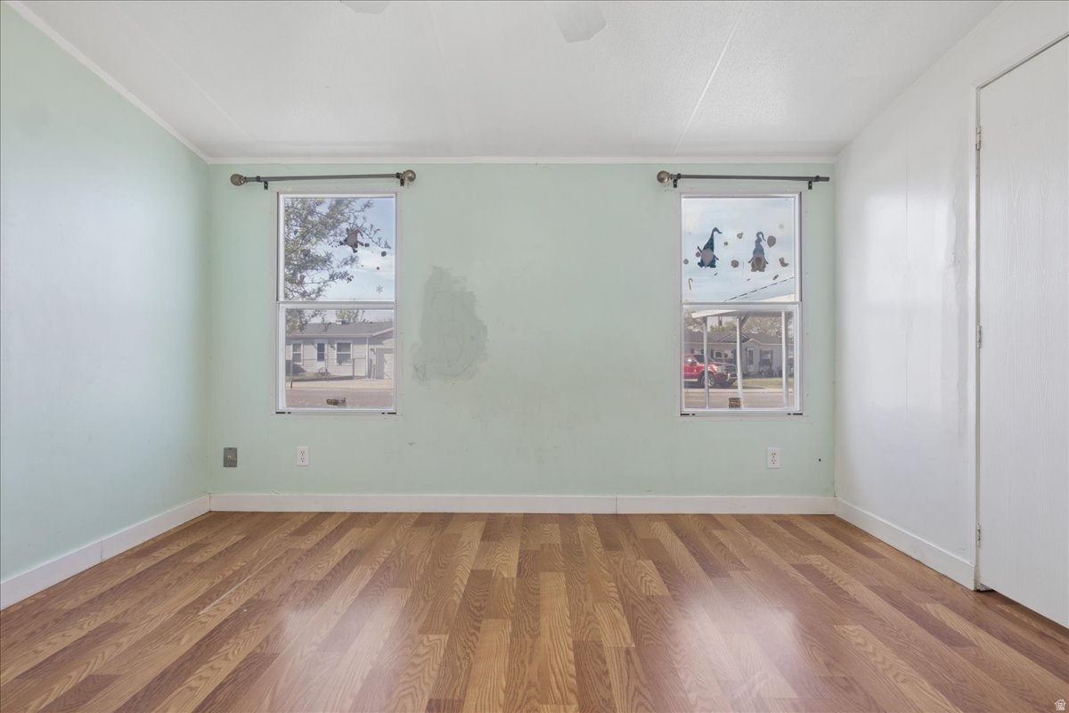 449 W RICHARD ST