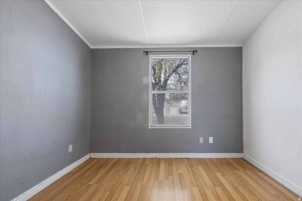 449 W RICHARD ST