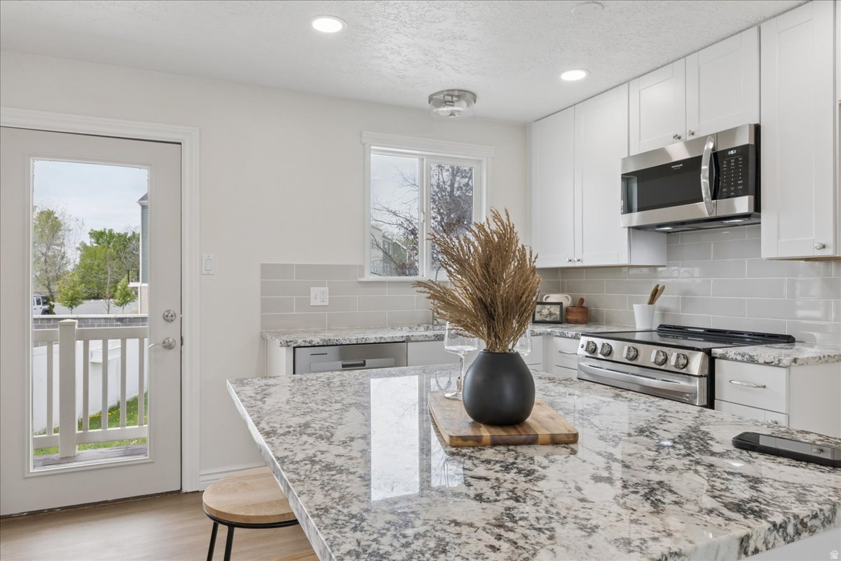 556 KIMBALL DR