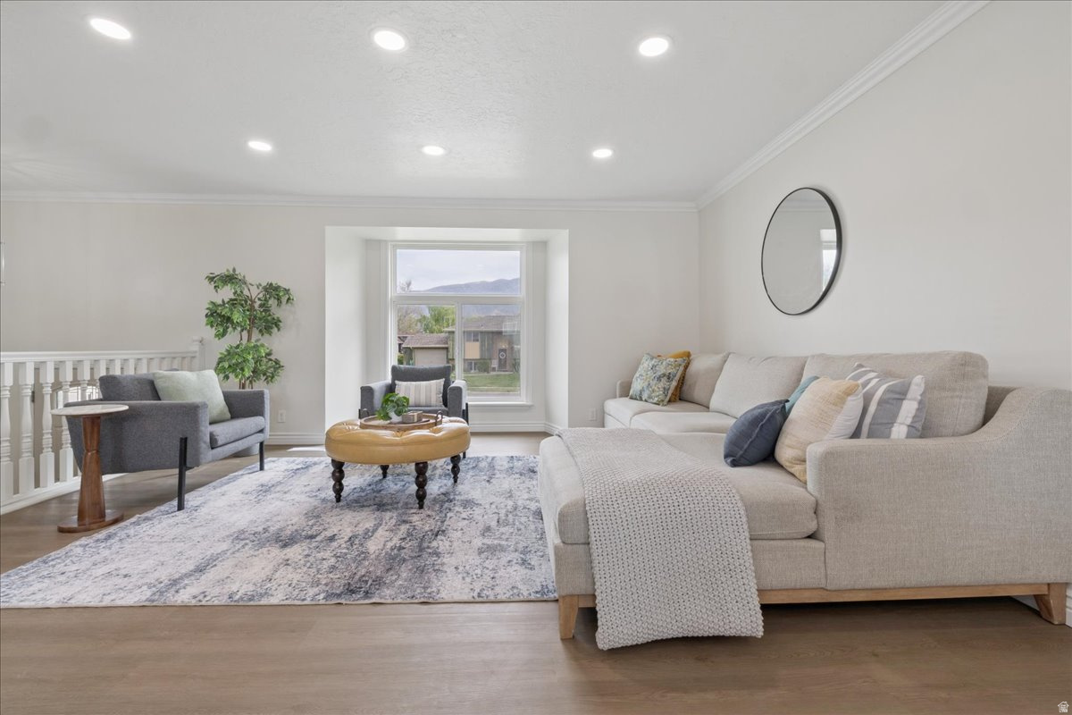 556 KIMBALL DR