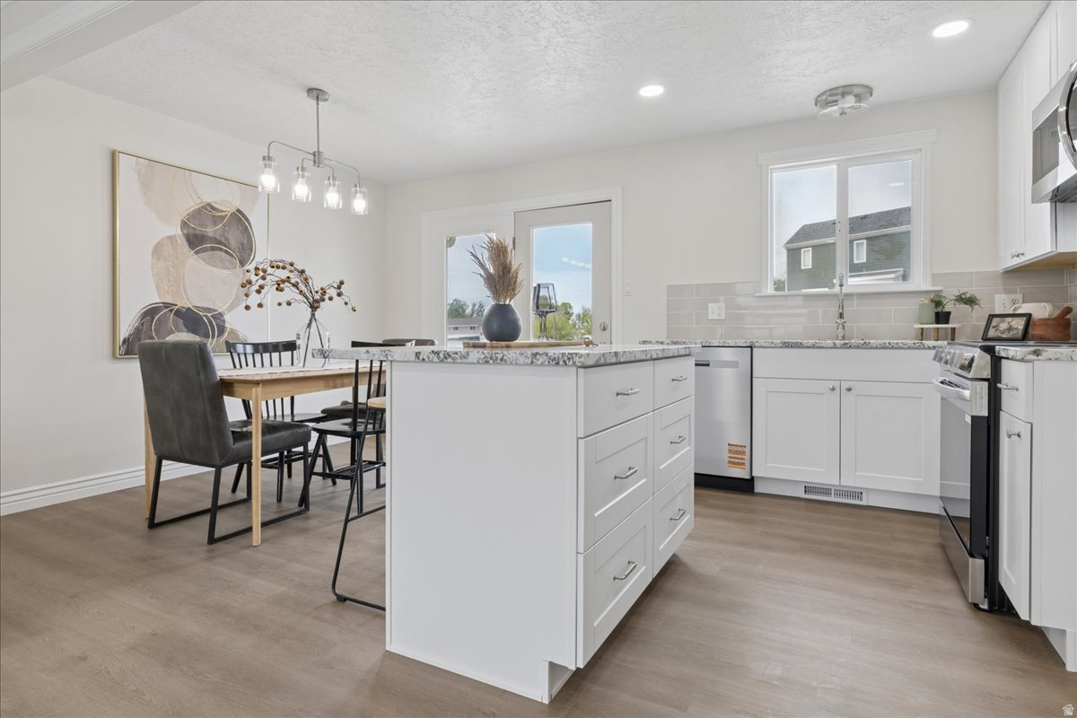 556 KIMBALL DR