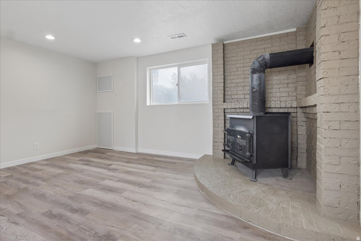 556 KIMBALL DR