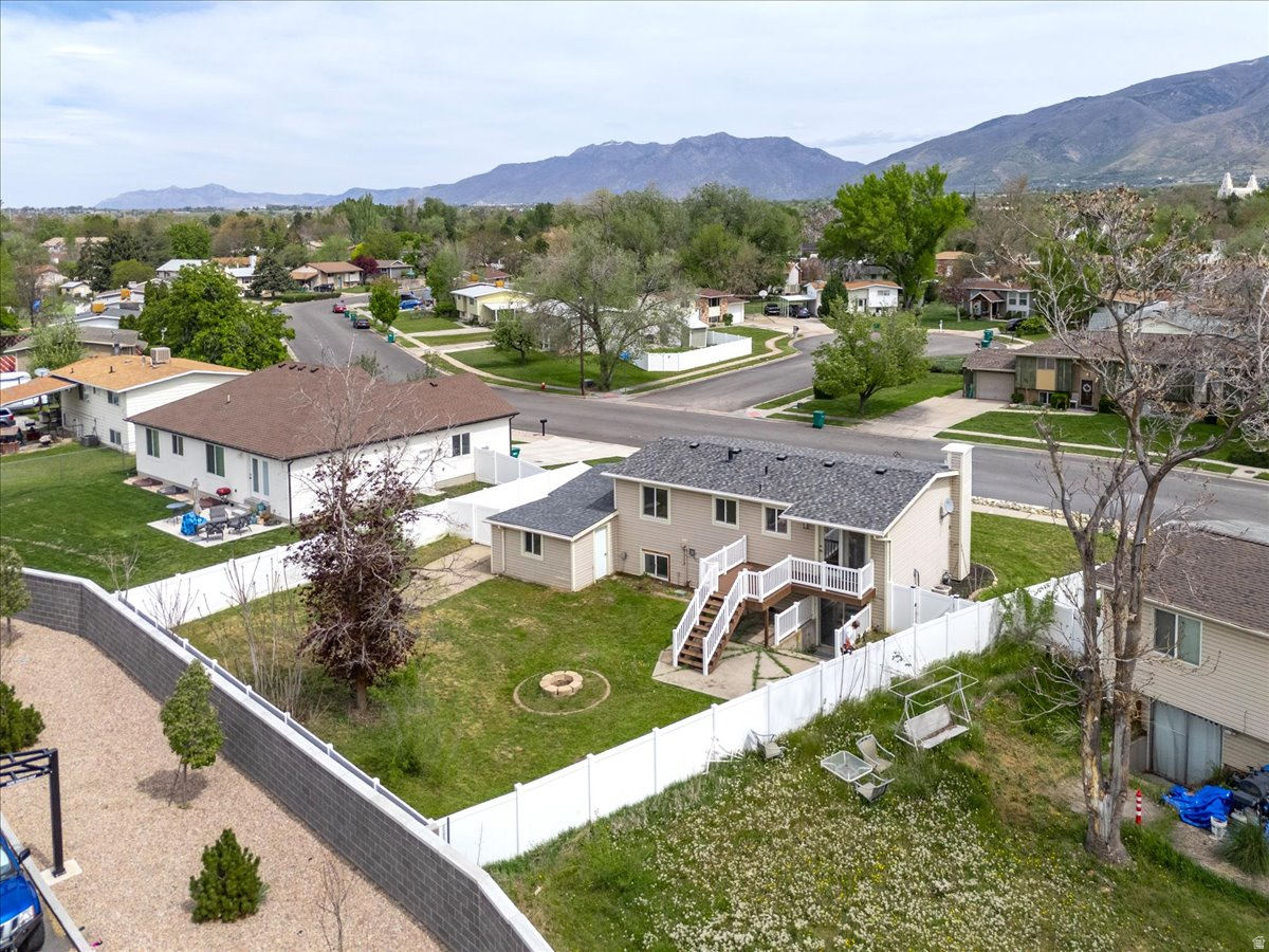 556 KIMBALL DR