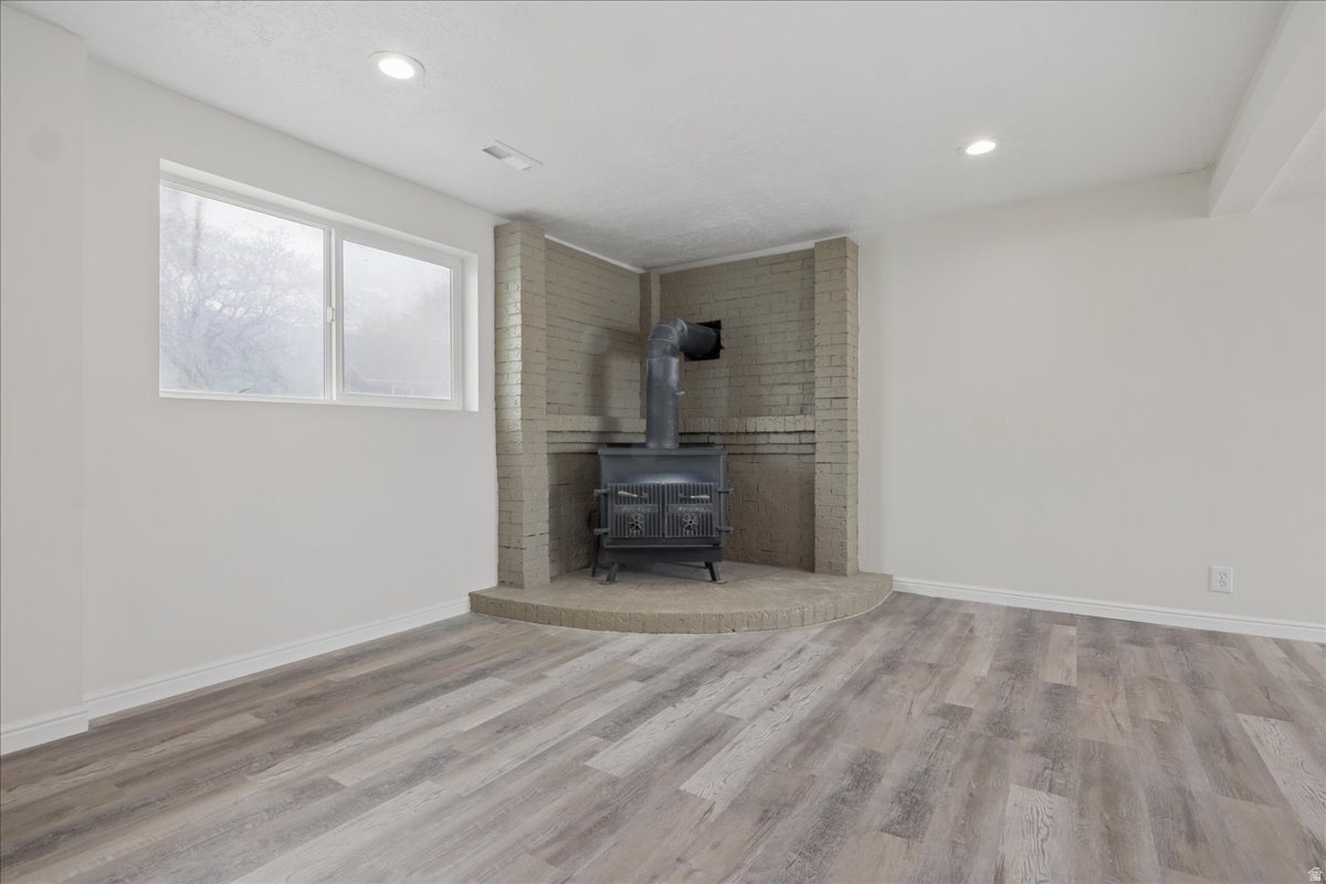 556 KIMBALL DR