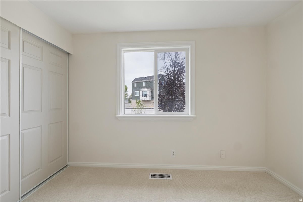 556 KIMBALL DR