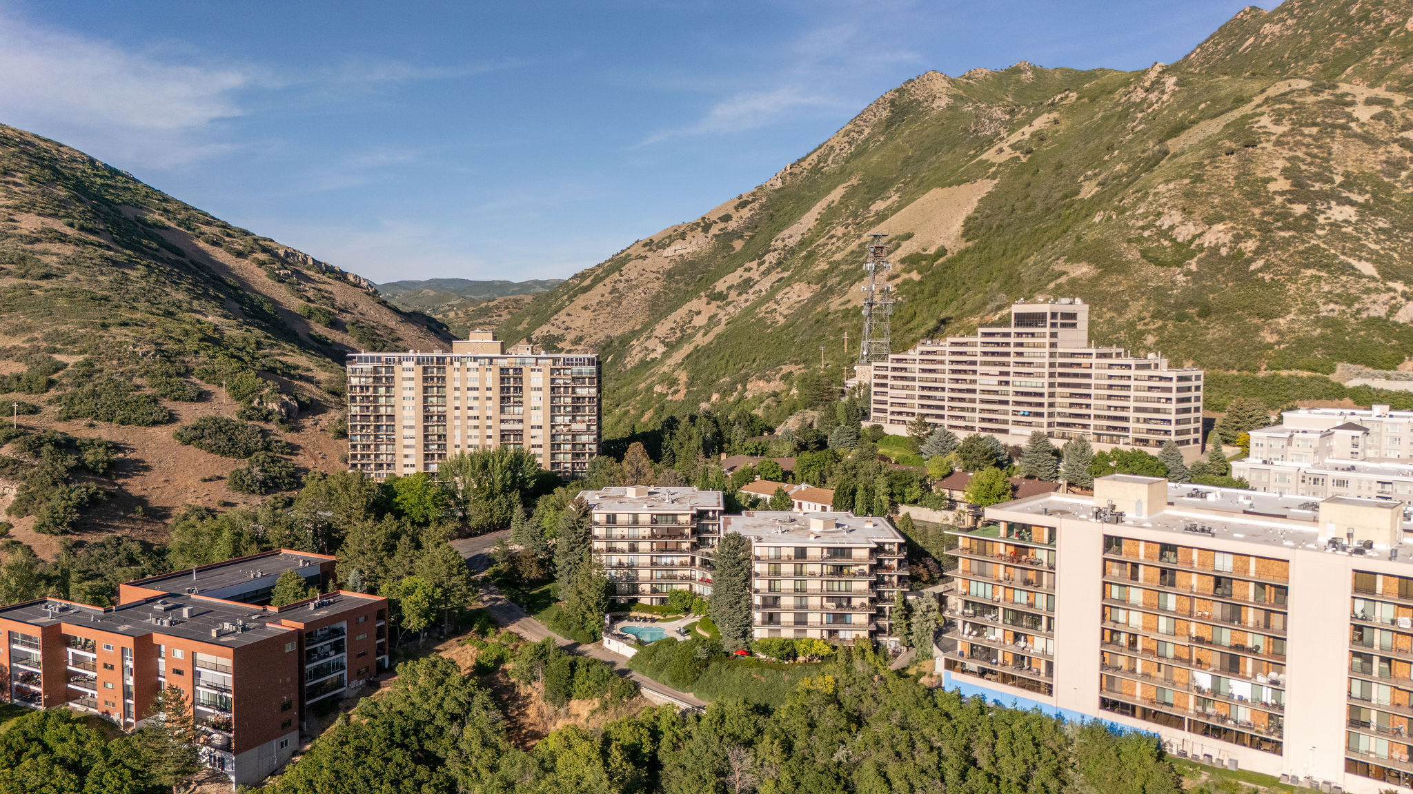 900 S DONNER WAY #101