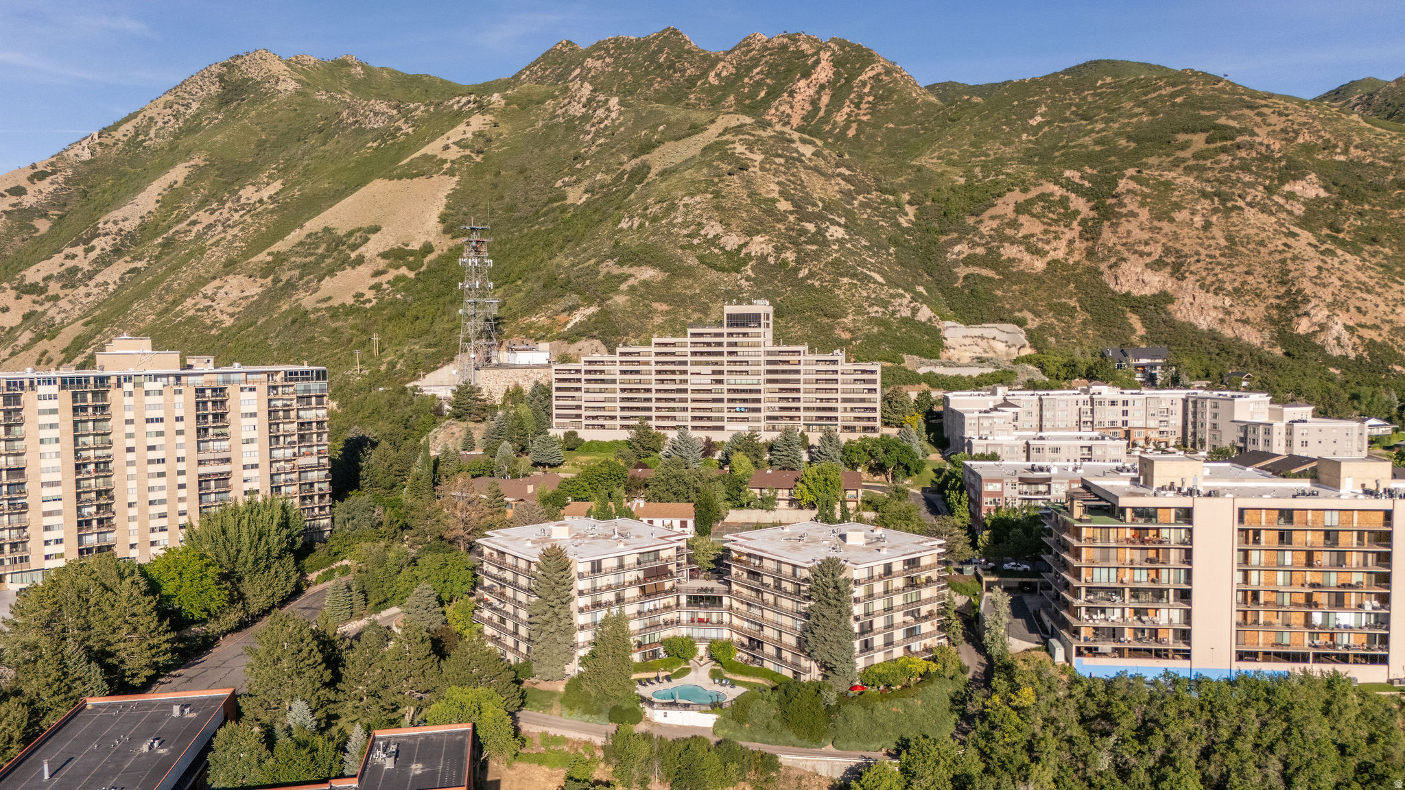 900 S DONNER WAY #101