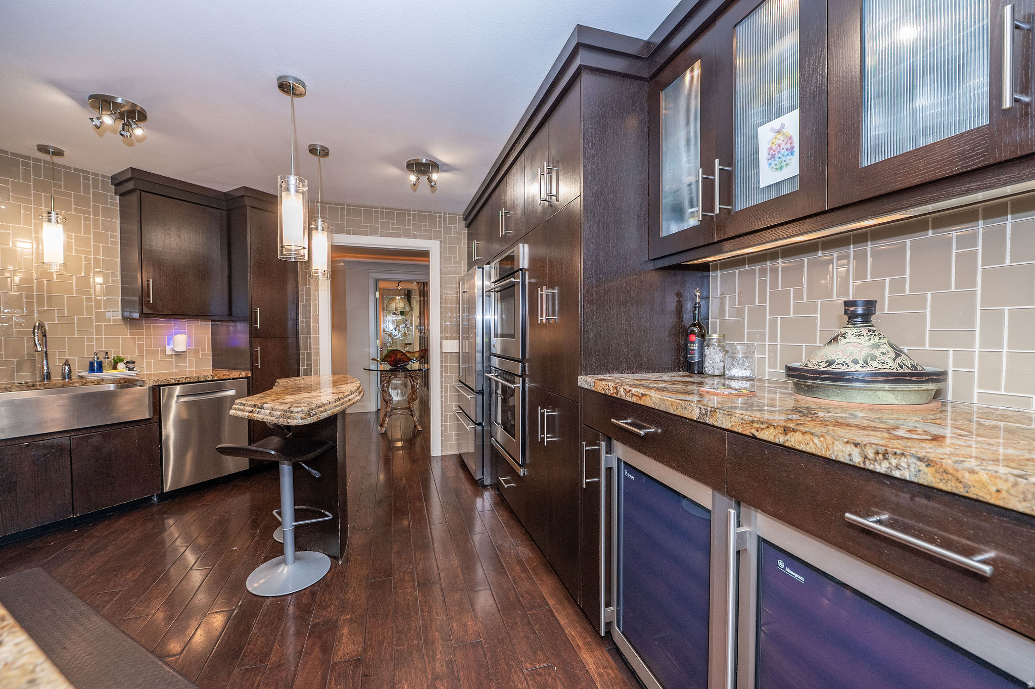 900 S DONNER WAY #101