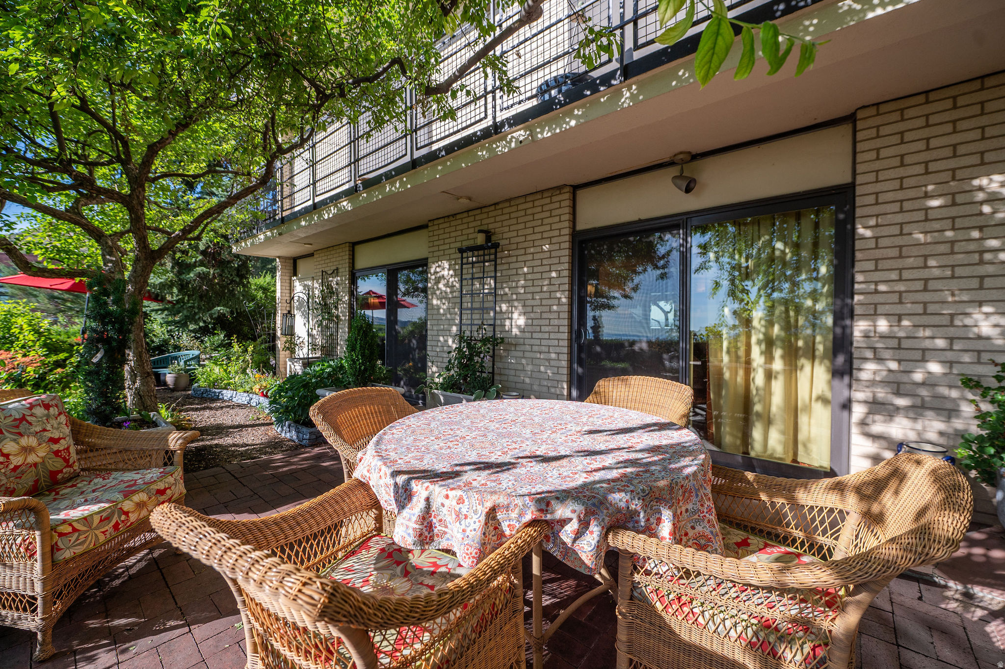 900 S DONNER WAY #101
