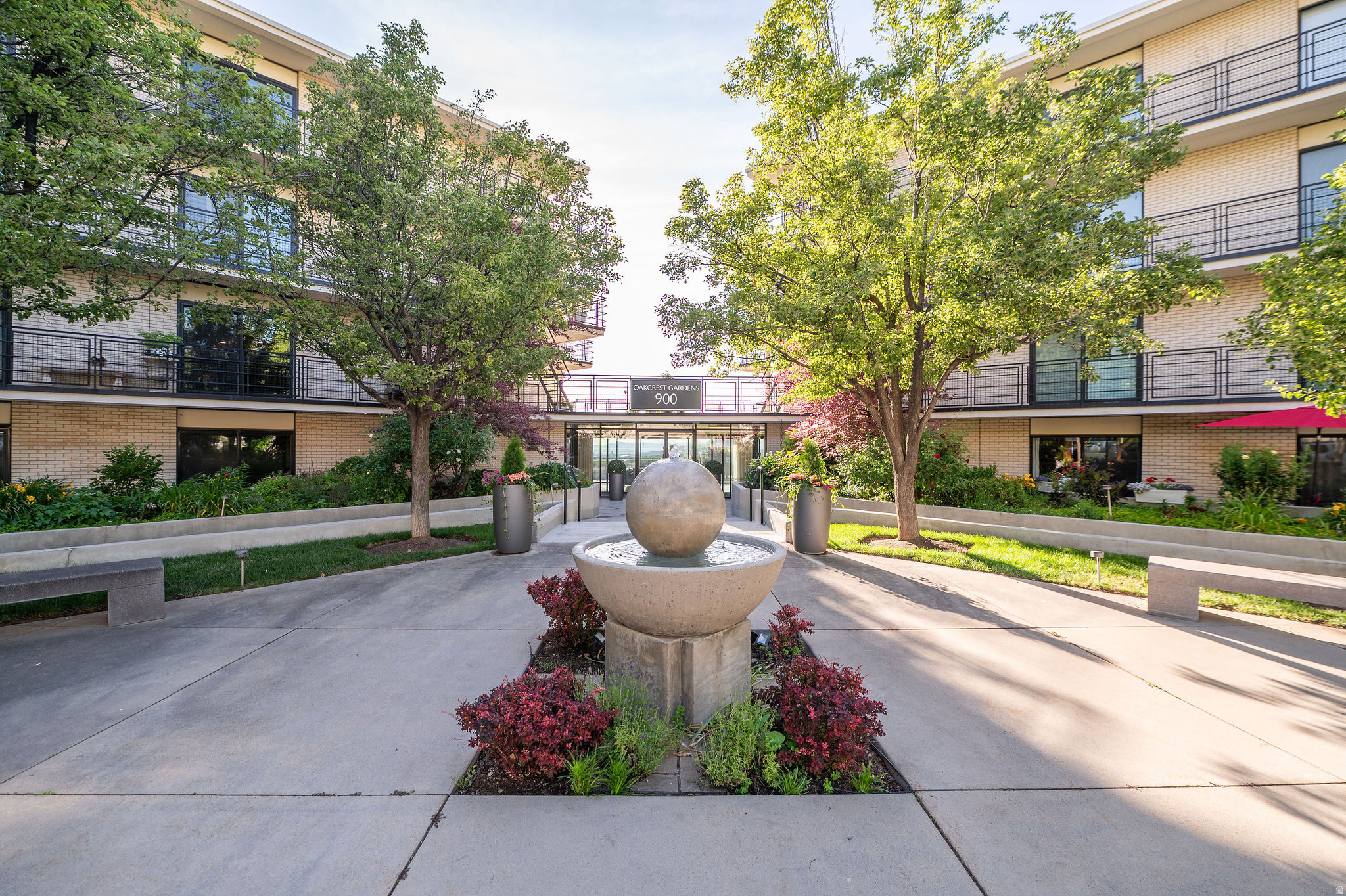 900 S DONNER WAY #101