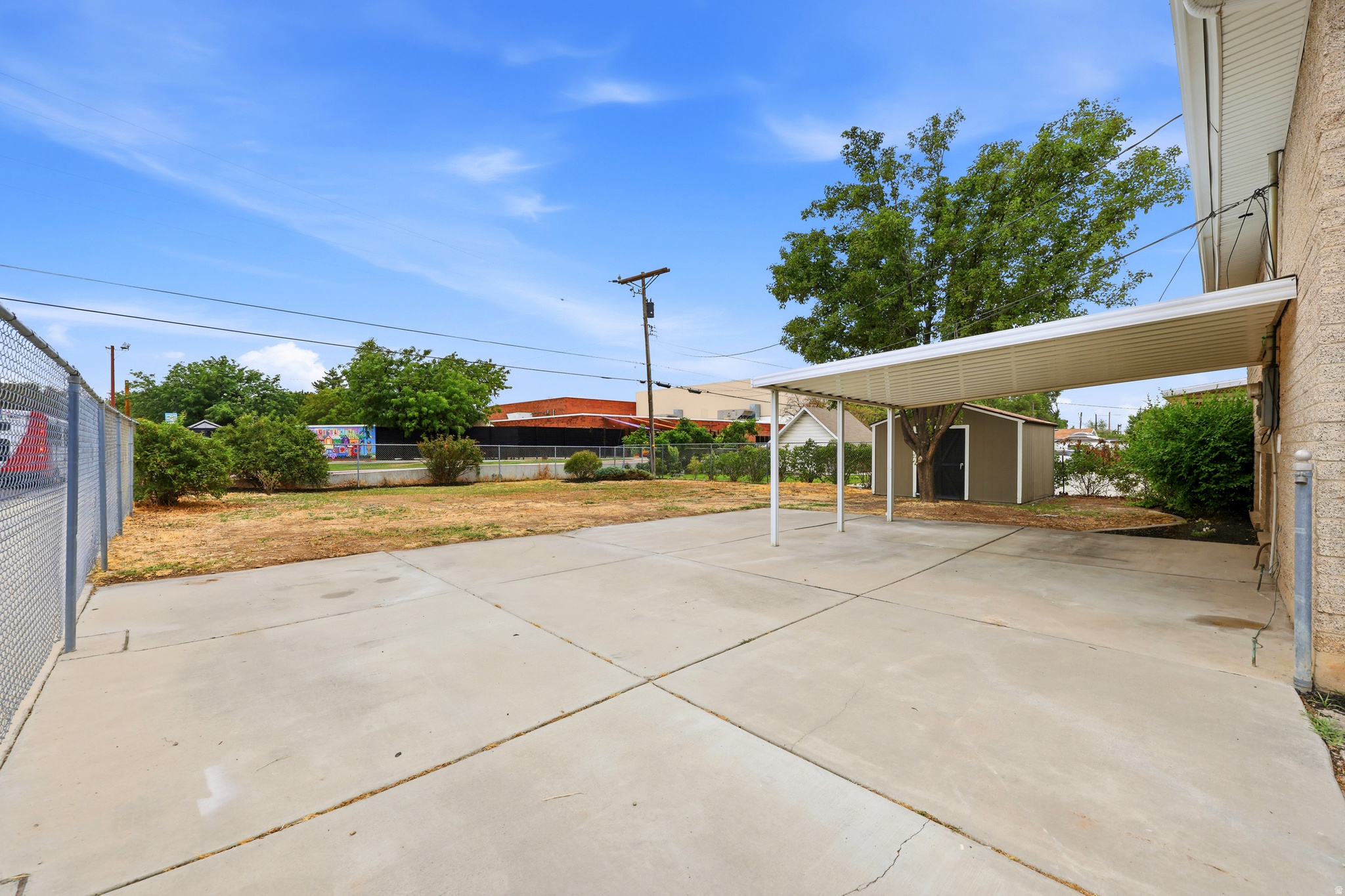 325 W PRINCETON DR