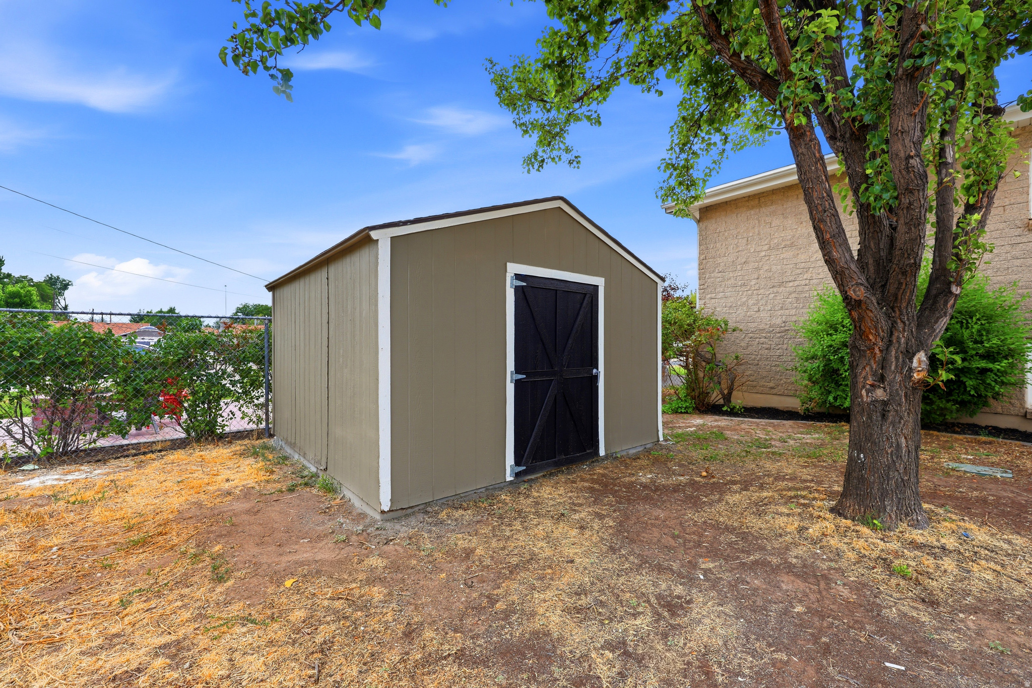 325 W PRINCETON DR