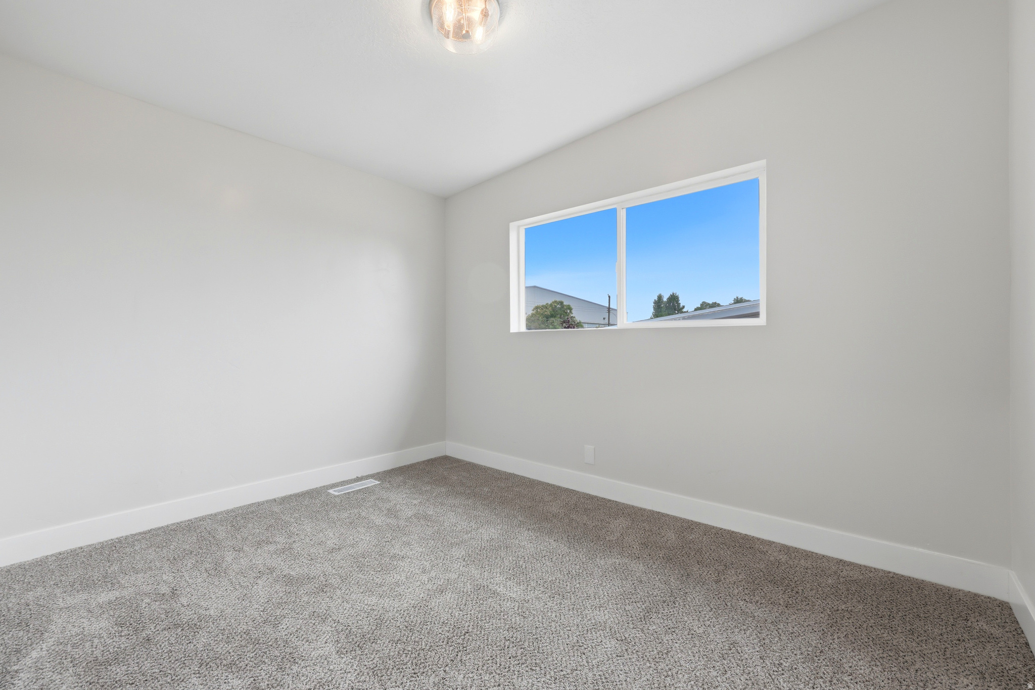 325 W PRINCETON DR