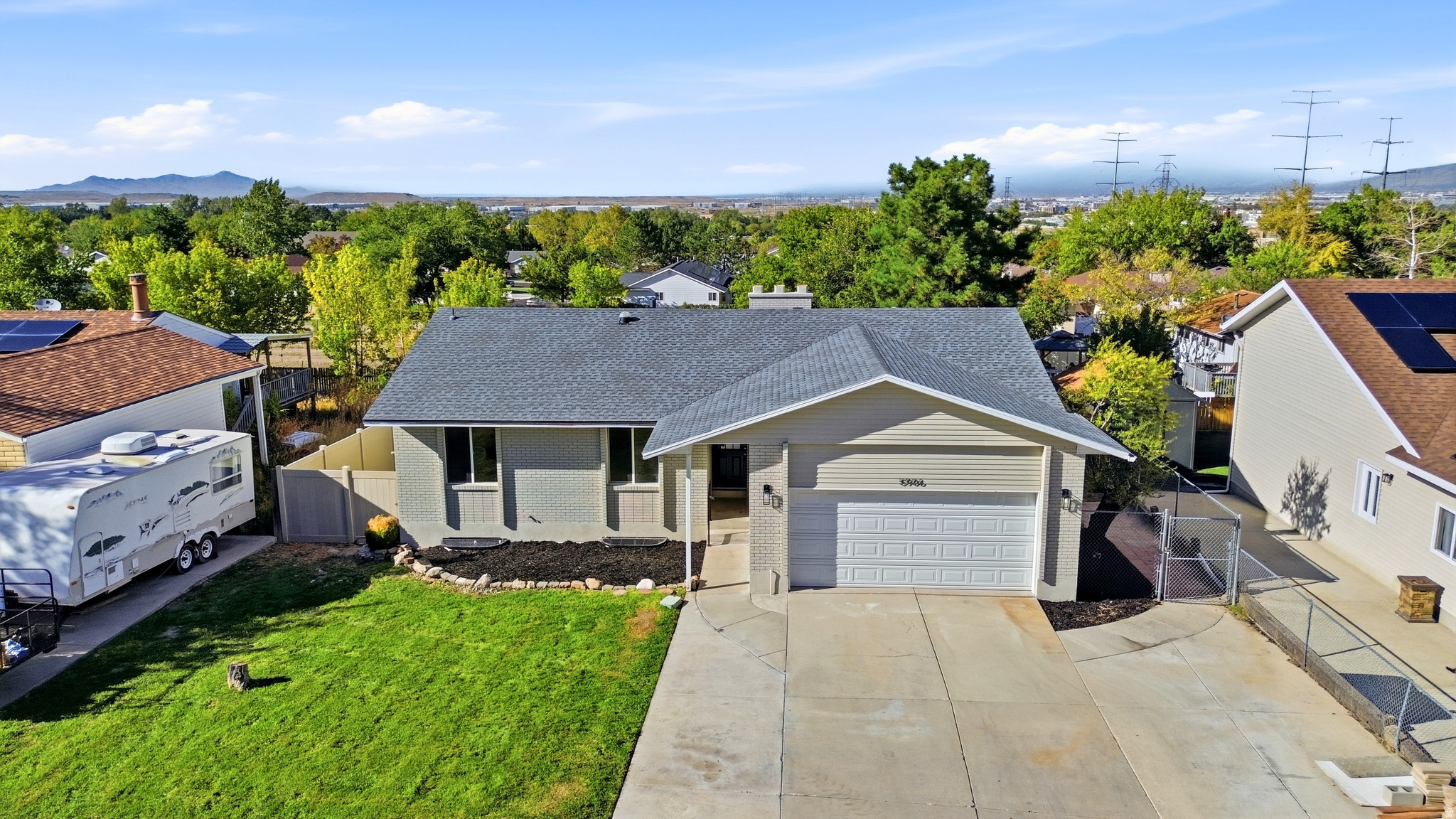 5906 W ZINA CIR