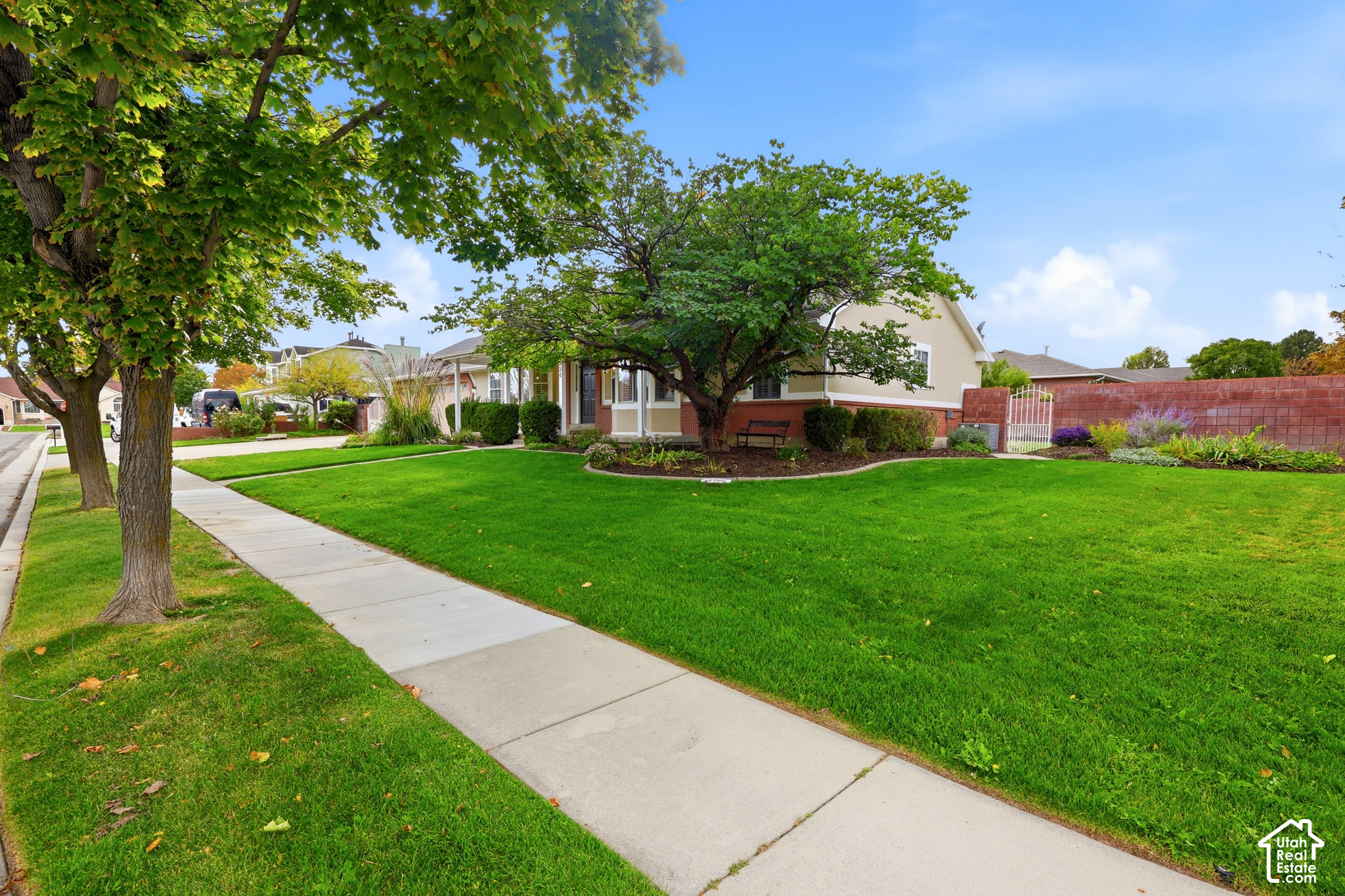9934 S PRESIDENTIAL DR