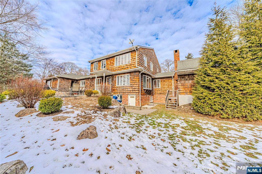 63 Colony Avenue