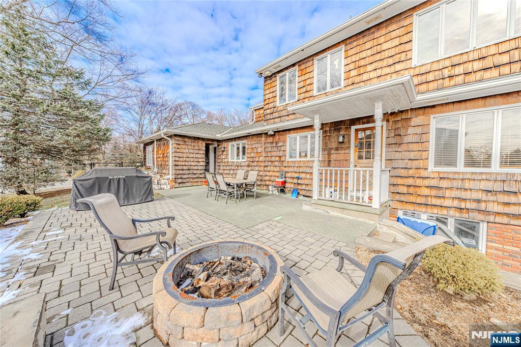 63 Colony Avenue