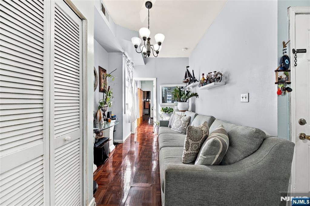 326 32nd Street