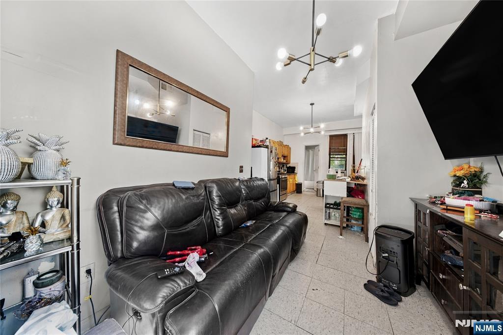 326 32nd Street