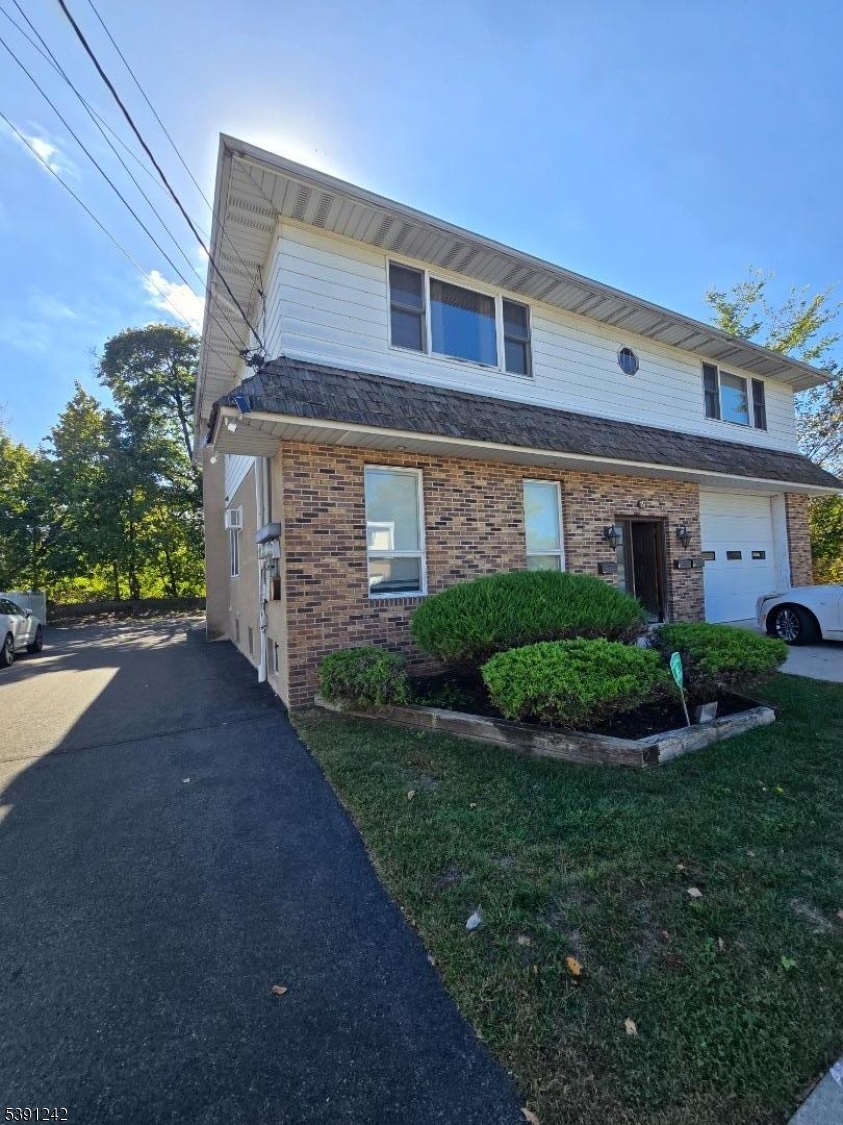 19 Hillery St