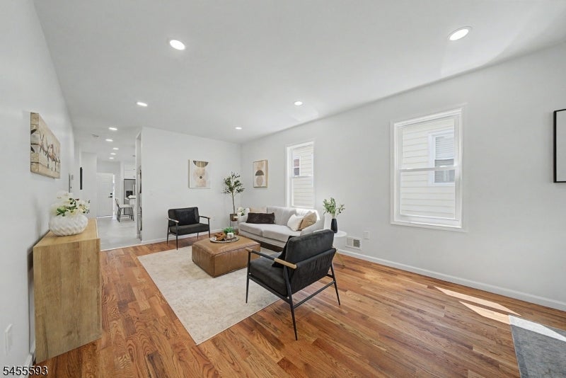 35 Wheeler St 2
