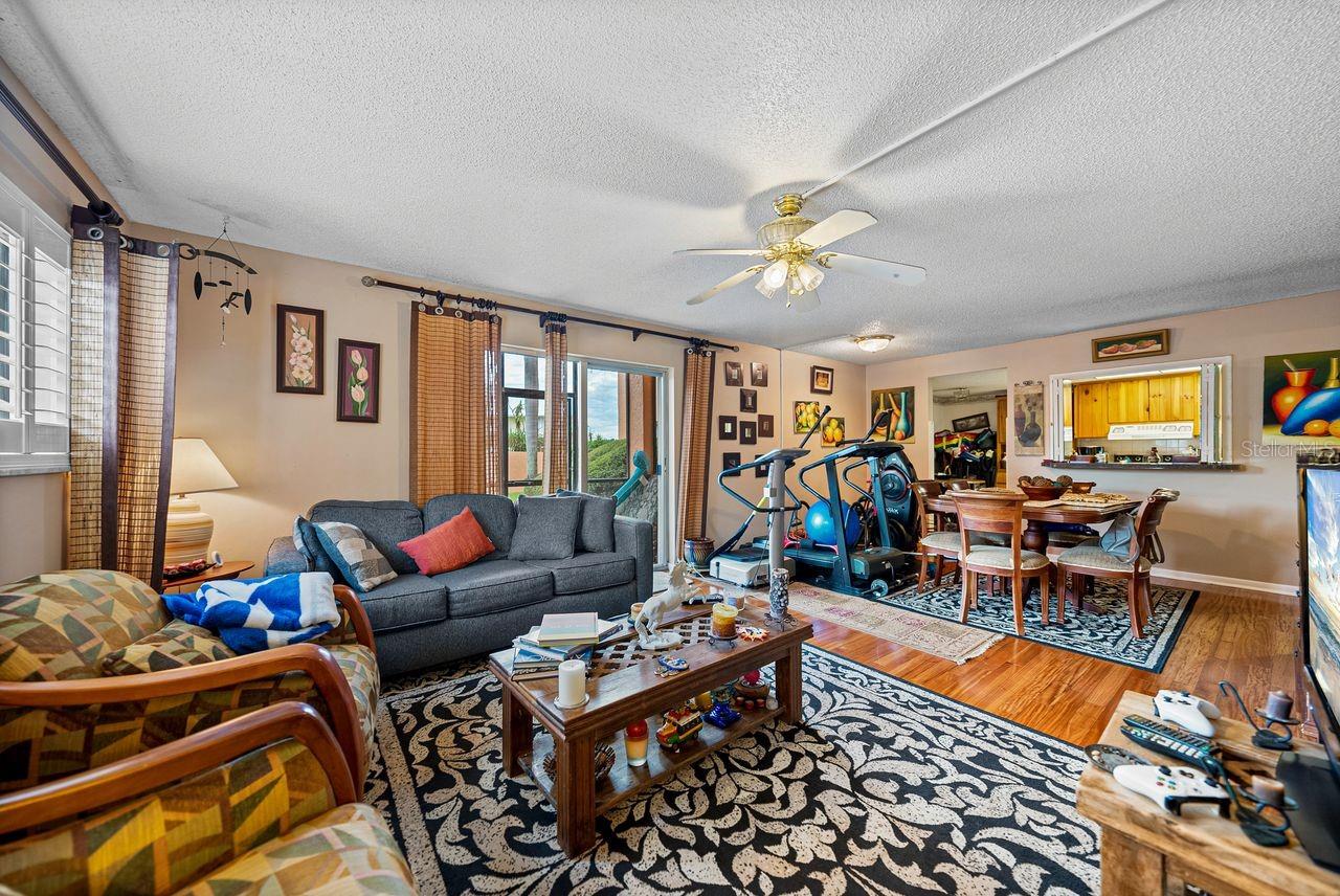 7400 SUNSHINE SKYWAY LANE S Unit: 103