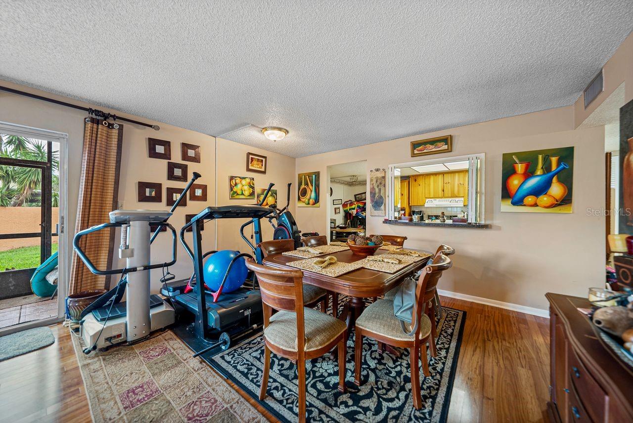 7400 SUNSHINE SKYWAY LANE S Unit: 103