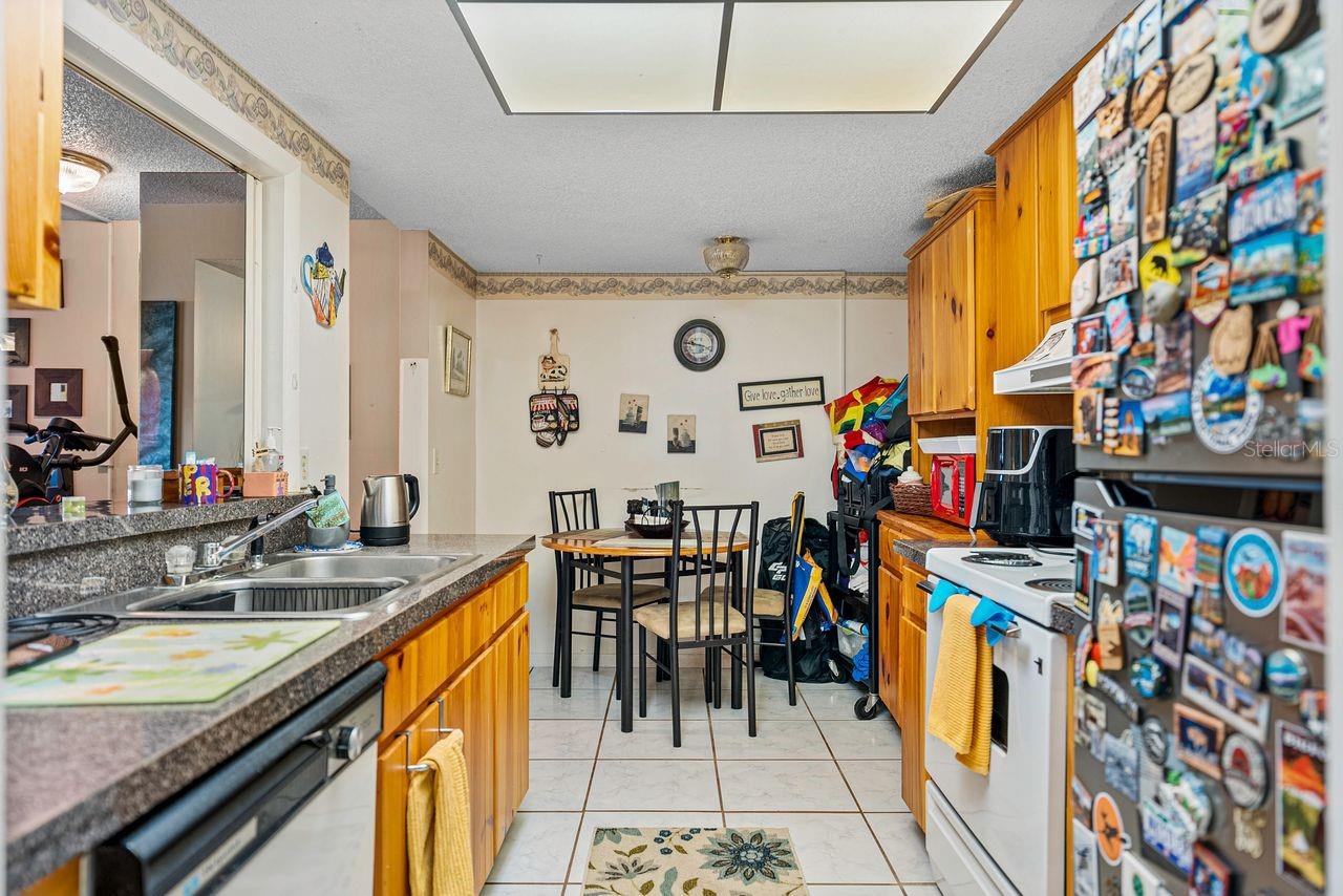 7400 SUNSHINE SKYWAY LANE S Unit: 103