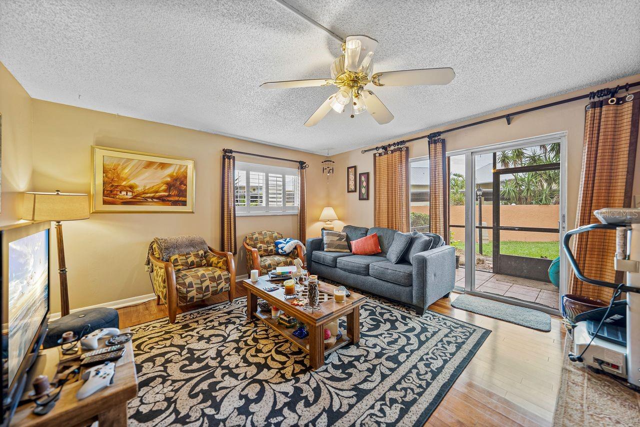 7400 SUNSHINE SKYWAY LANE S Unit: 103