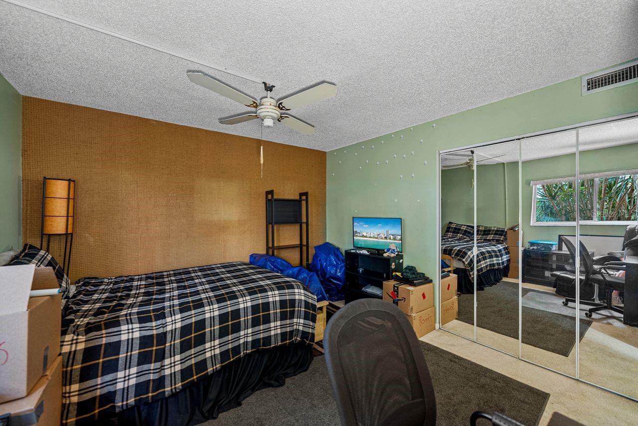 7400 SUNSHINE SKYWAY LANE S Unit: 103