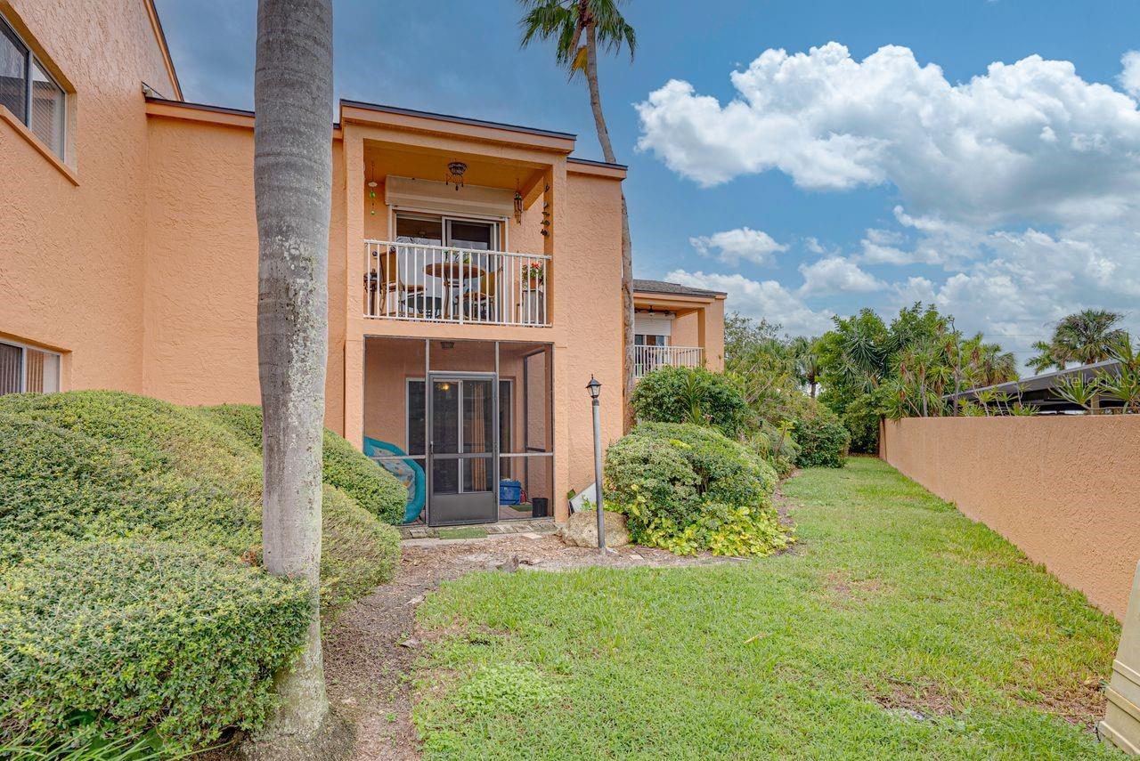 7400 SUNSHINE SKYWAY LANE S Unit: 103