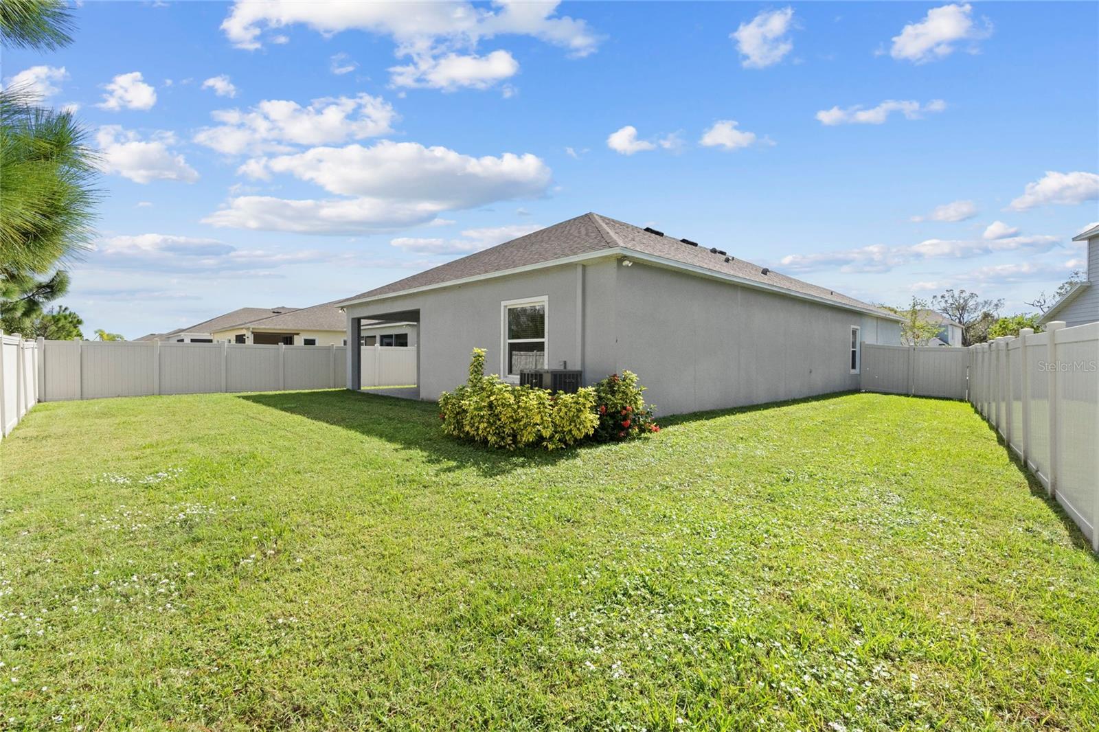 3212 77TH CT E