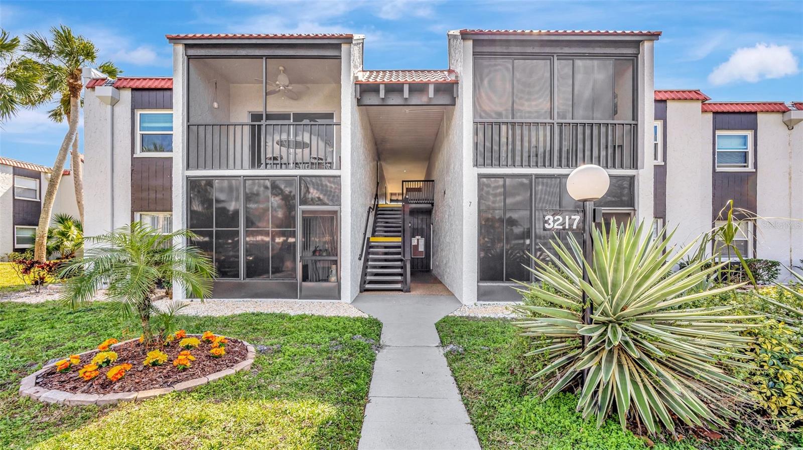 3217 BENEVA RD #204