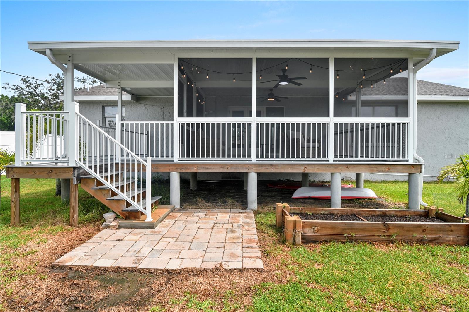 354 WILLOW LN