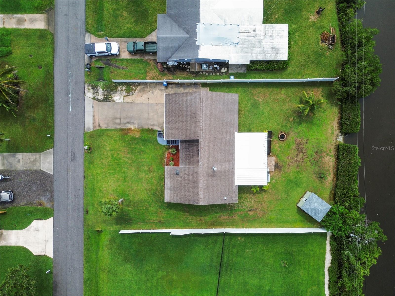 354 WILLOW LN