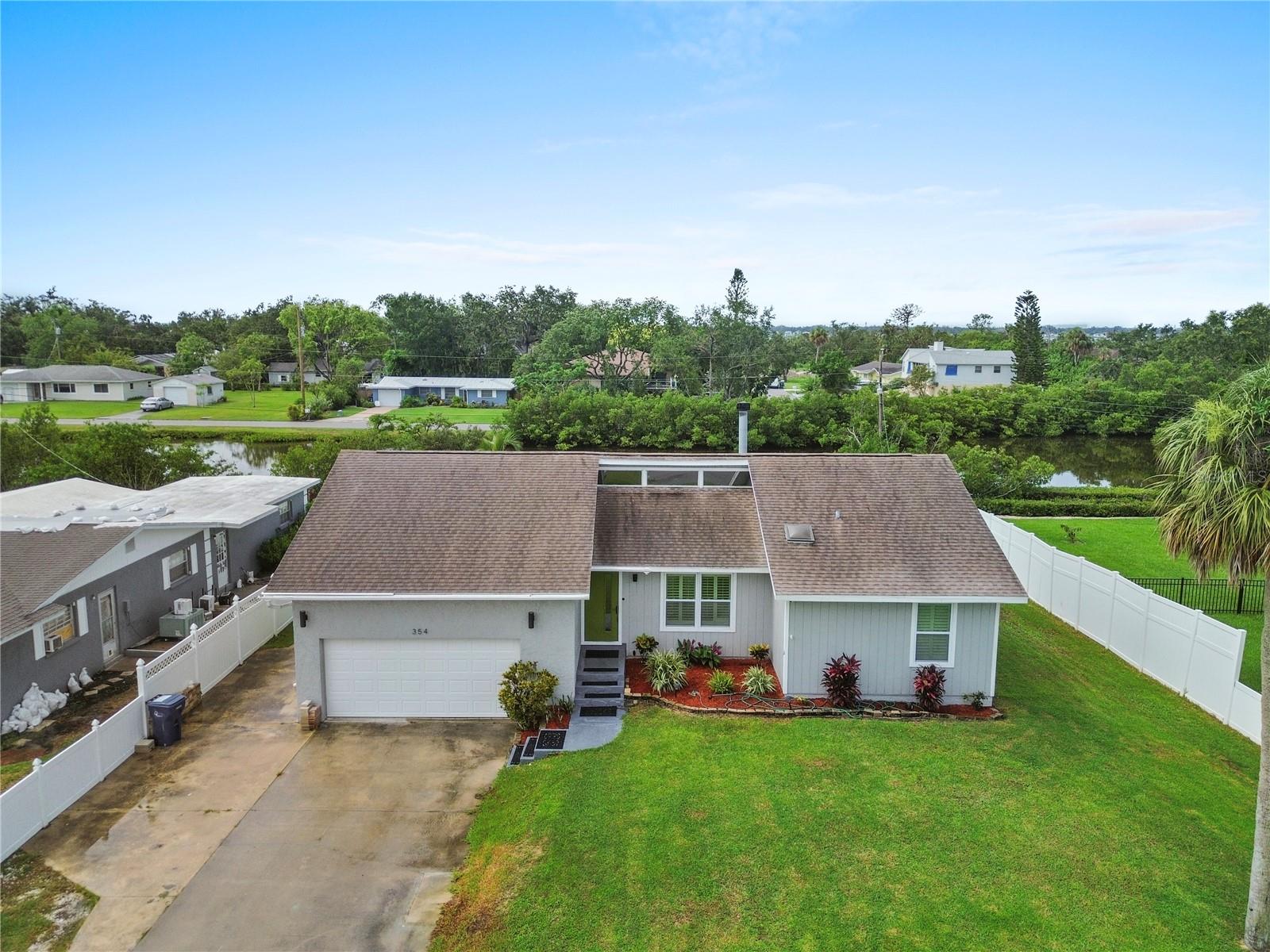 354 WILLOW LN