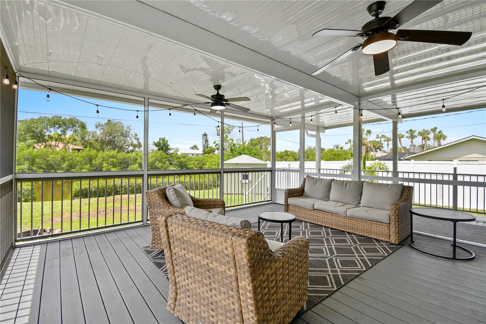 354 WILLOW LN