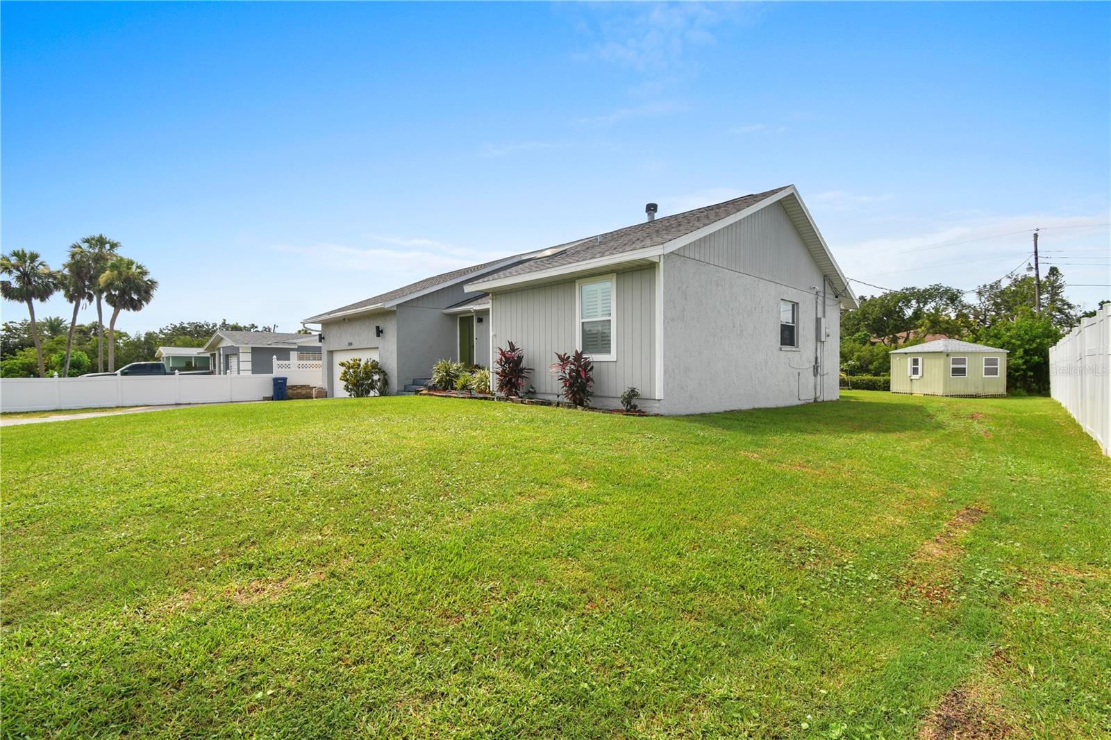 354 WILLOW LN