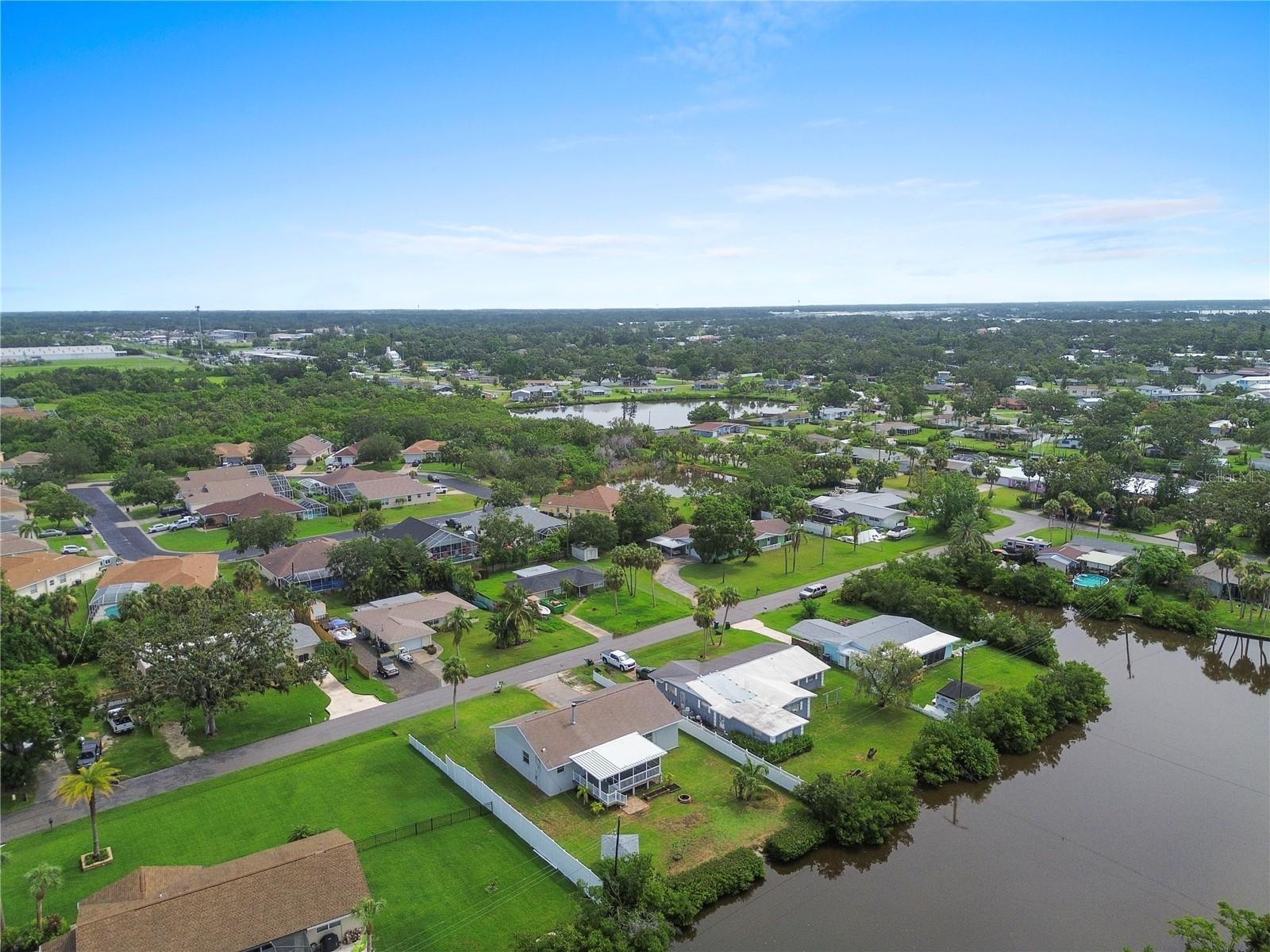 354 WILLOW LN