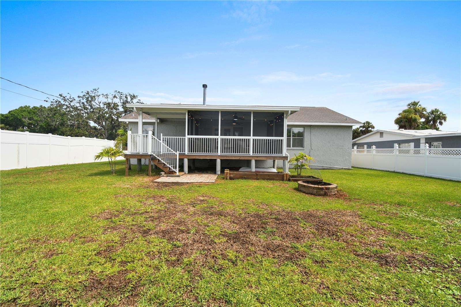 354 WILLOW LN