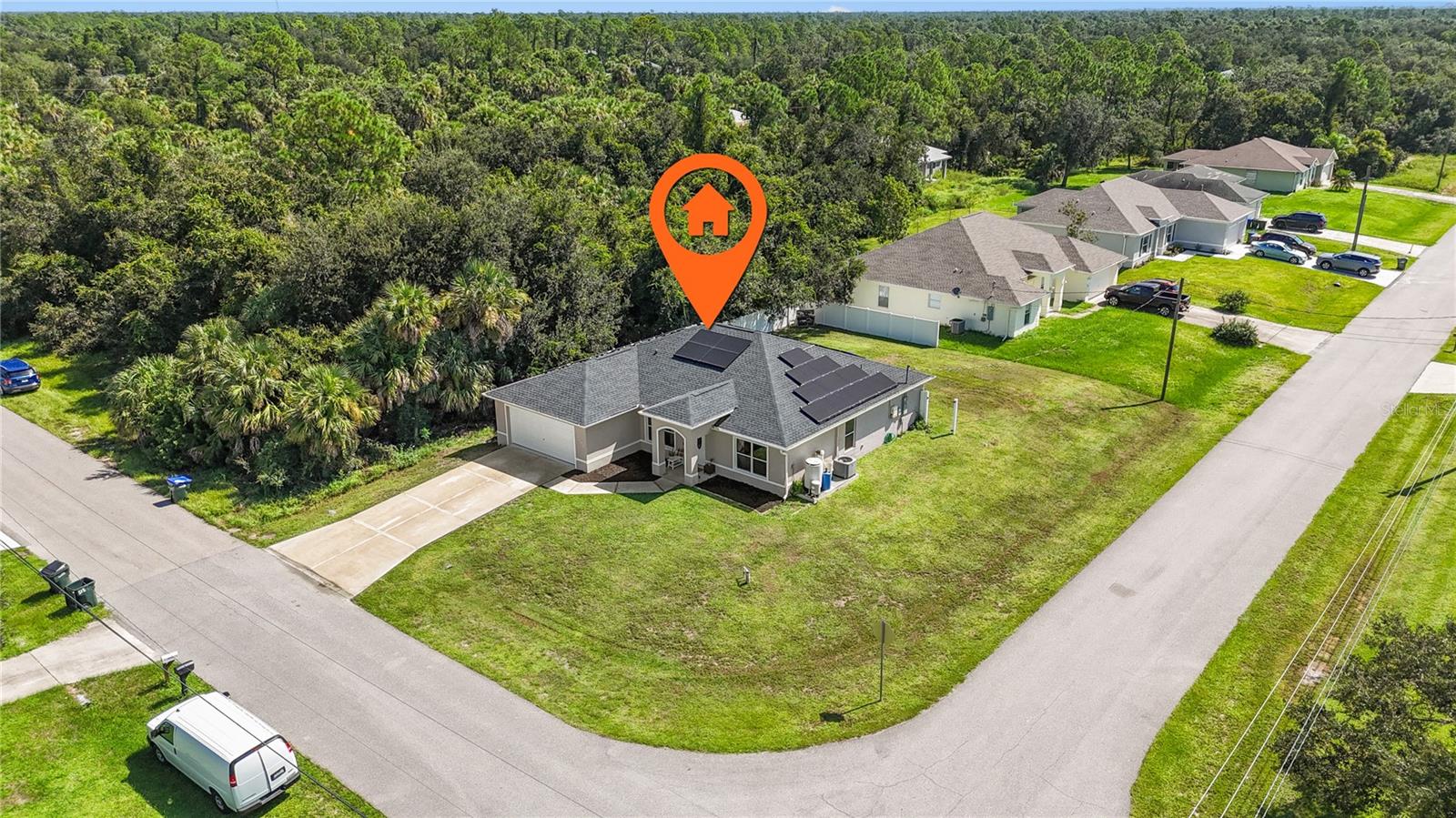 5190 BUTTERFLY LN