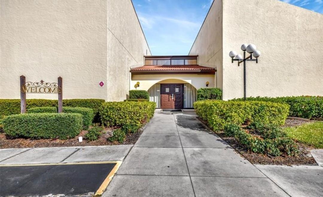 3880 EL POINIER CT #8702