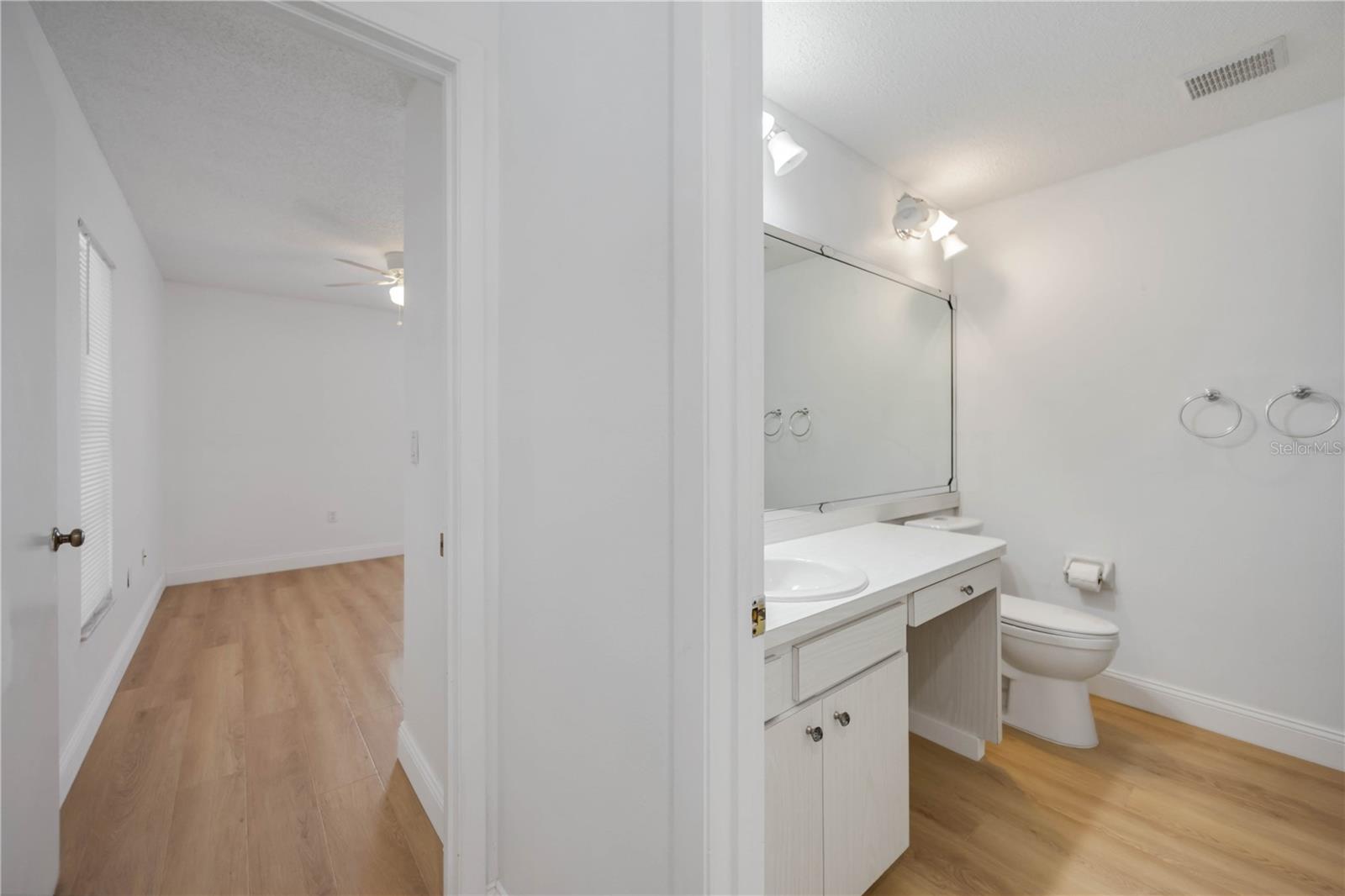 3880 EL POINIER CT #8702