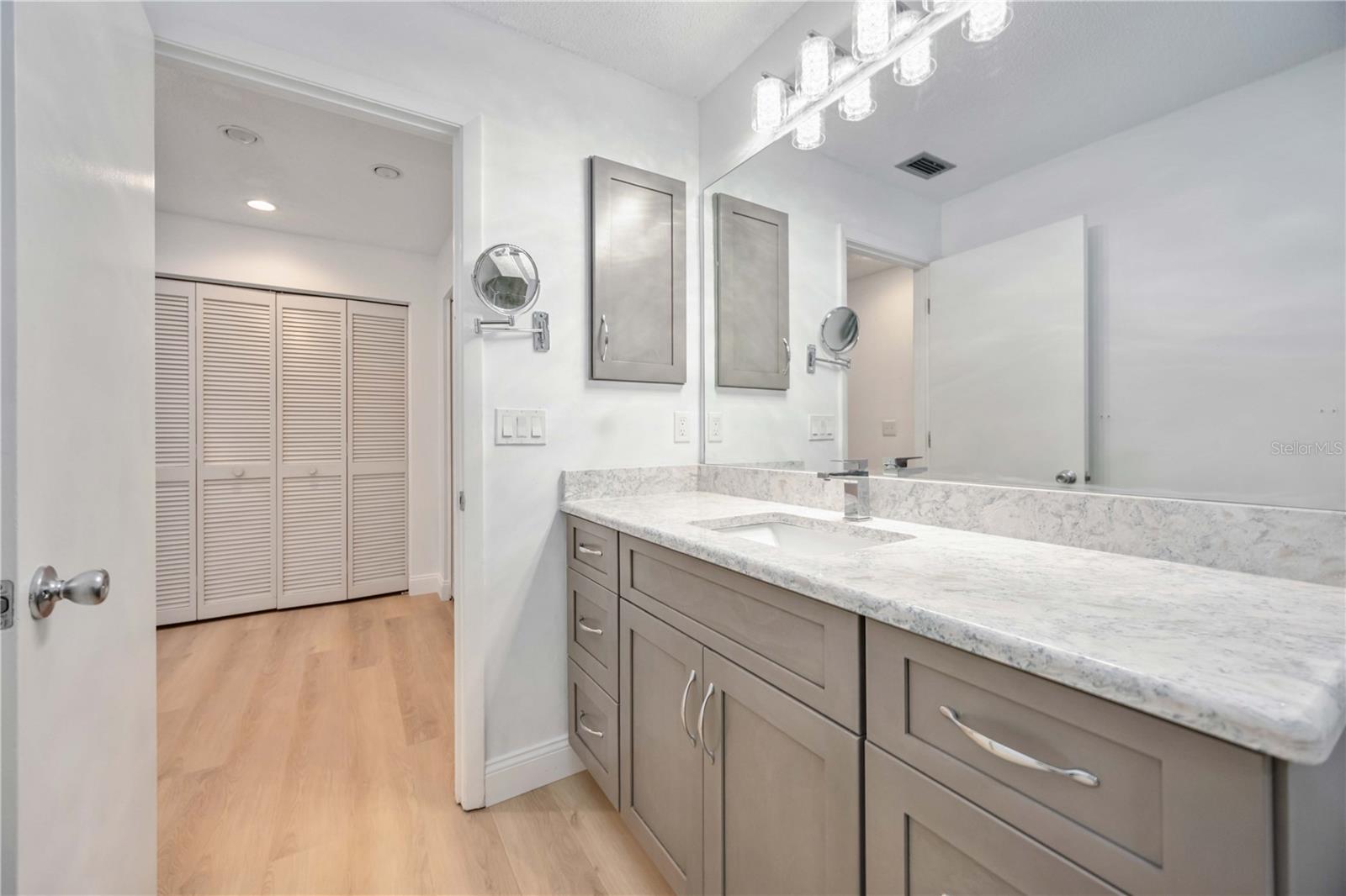 3880 EL POINIER CT #8702