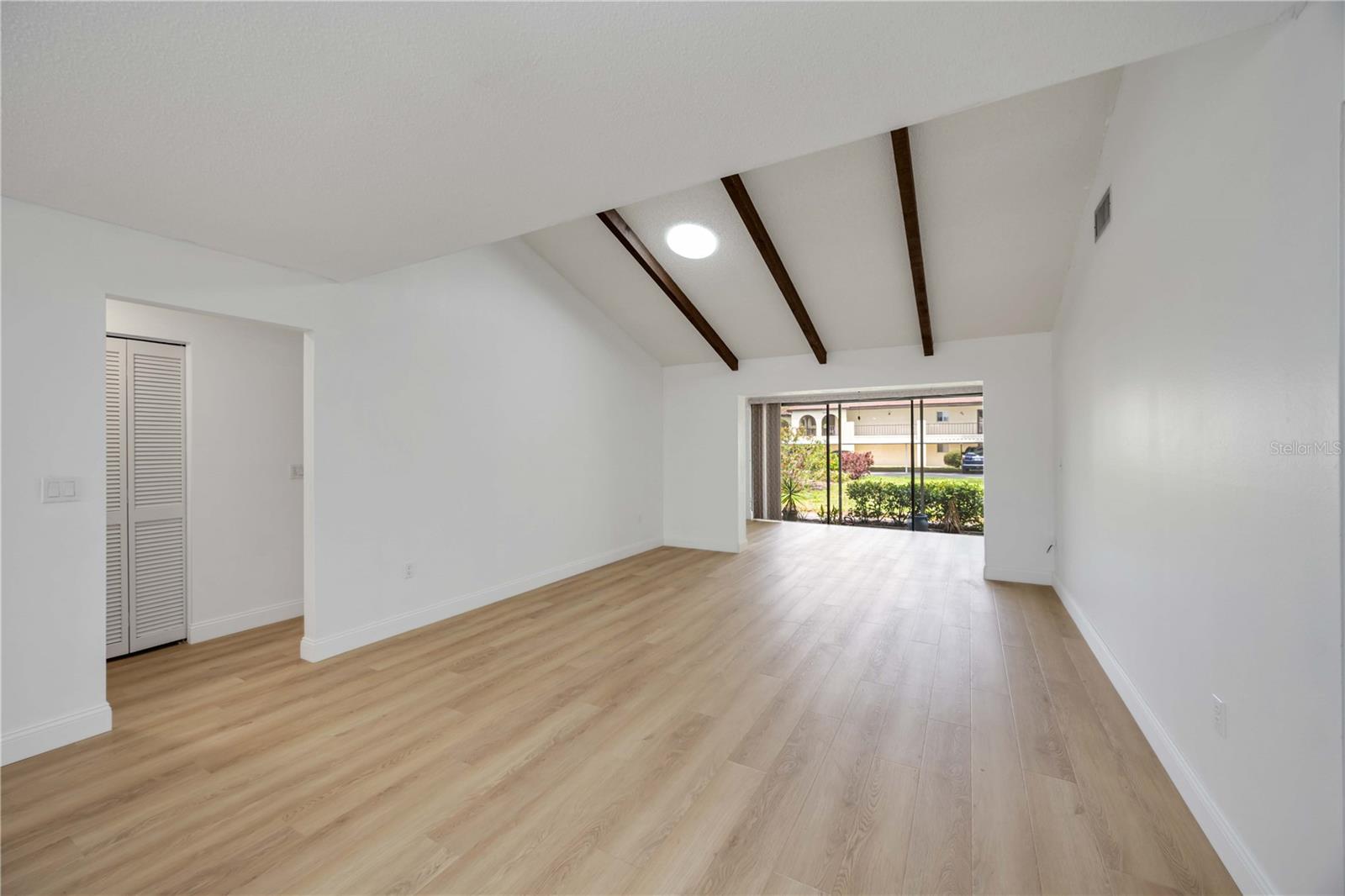 3880 EL POINIER CT #8702