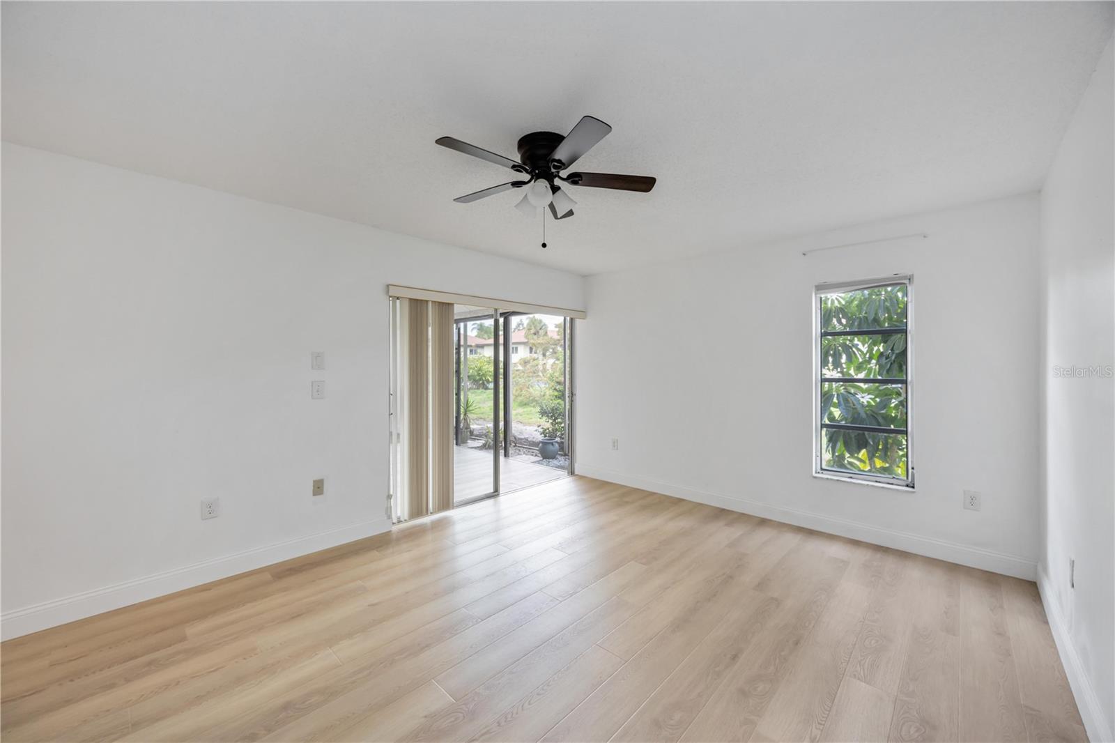 3880 EL POINIER CT #8702