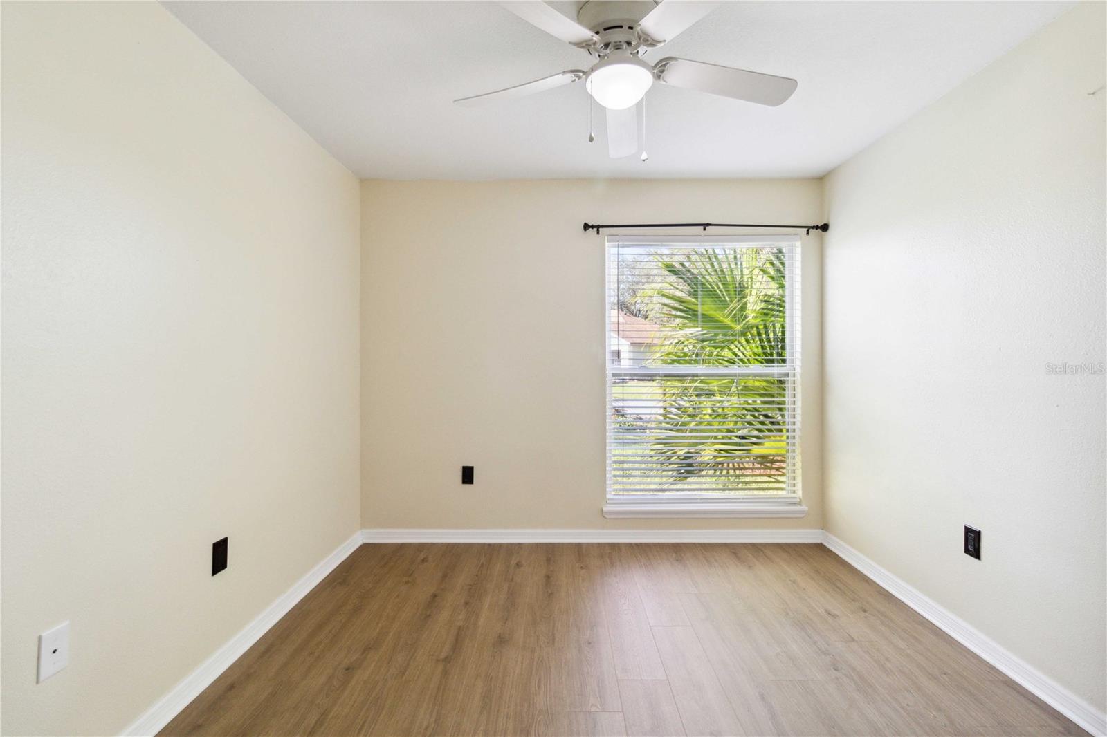 3509 65TH AVENUE CIR E