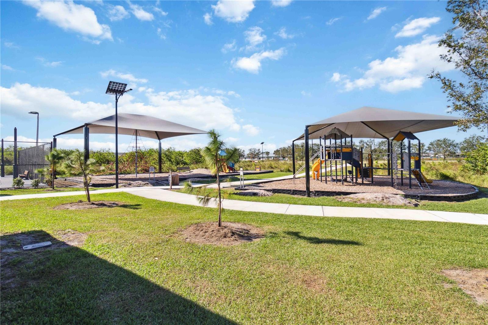 3509 65TH AVENUE CIR E